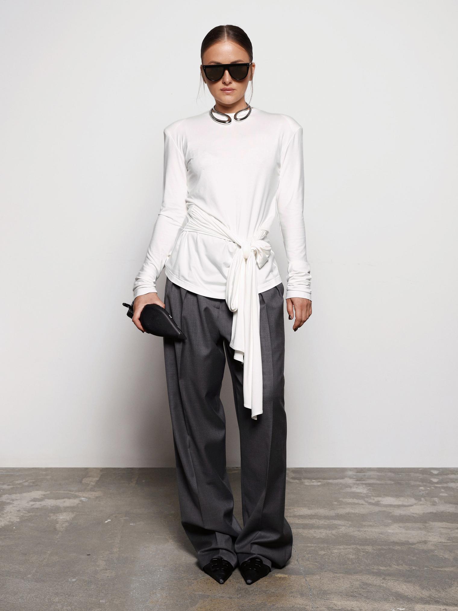 OUTFIT.48